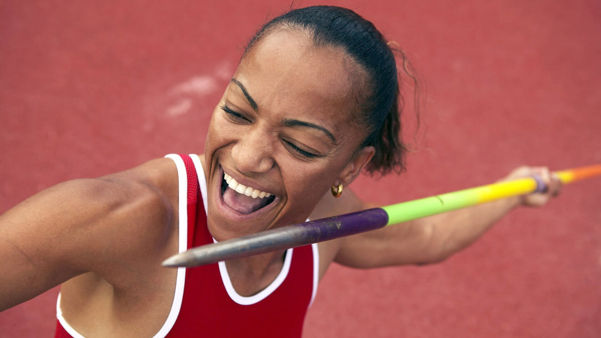 世界杯：多支球队随队女队医、女理疗师首次出现在大赛官方合照中